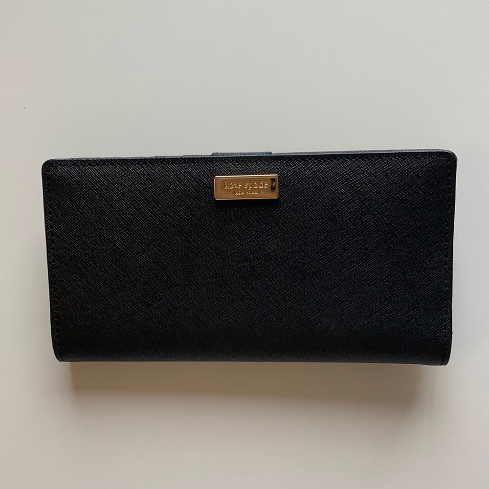 Black Bi-fold Kate Spade Wallet